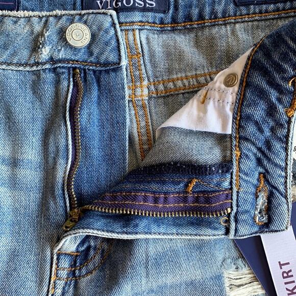 New Vigoss Jagger Women's Blue Medium Wash Classic Fit Distressed Jean Skirt W30 - Picture 8 of 11